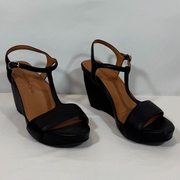 NWOT - L'Amour Des Pieds T-Strap Black Leather Wedge 8M - Picture 1 of 11